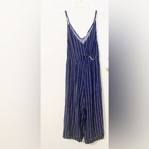 La Hearts Pacsun navy stripes V neck jumpsuit small